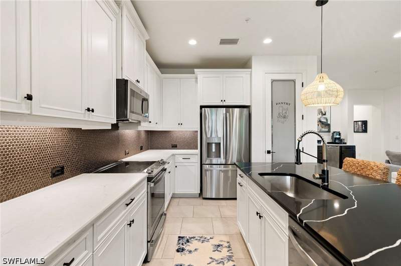 3 bedroom Condominium at 2567 Seychelles Dr 207, Seychelles, Naples — photo 4