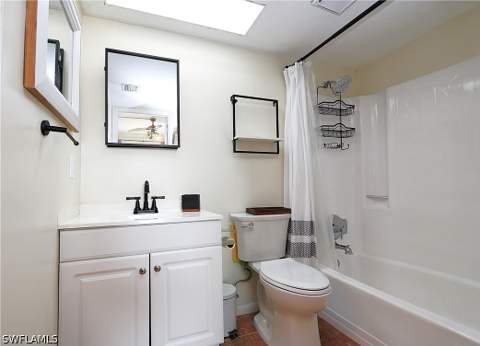 1004 Manatee Rd H202, Naples FL - photo 17 of 30
