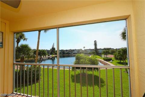 1004 Manatee Rd H202, Naples FL - photo 19 of 30