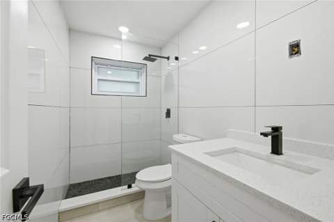 1560 Ricardo Ave, Fort Myers FL - photo 7 of 18