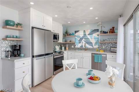 1432 Wellington Ct, Cape Coral FL - photo 7 of 28