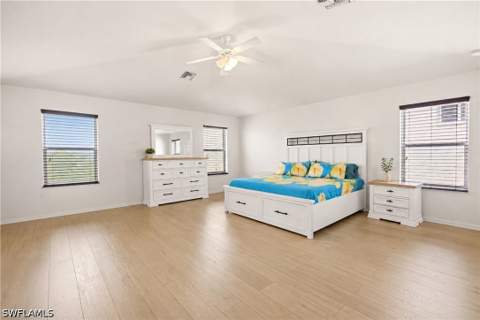 10365 Canal Brook Ln, Lehigh Acres FL - photo 17 of 50