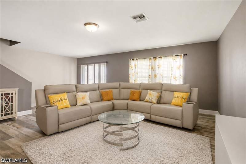 4 bedroom SingleFamilyResidence at 10365 Canal Brook Ln, Marblebrook, Lehigh Acres — photo 4