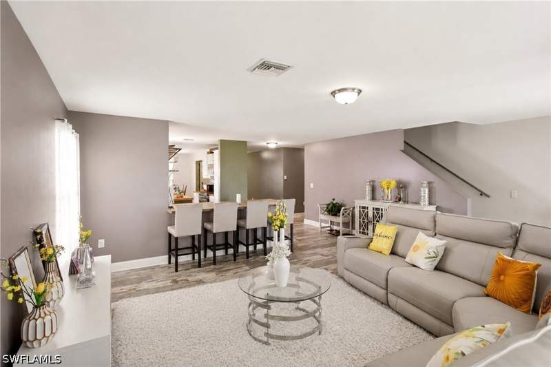 4 bedroom SingleFamilyResidence at 10365 Canal Brook Ln, Marblebrook, Lehigh Acres — photo 5