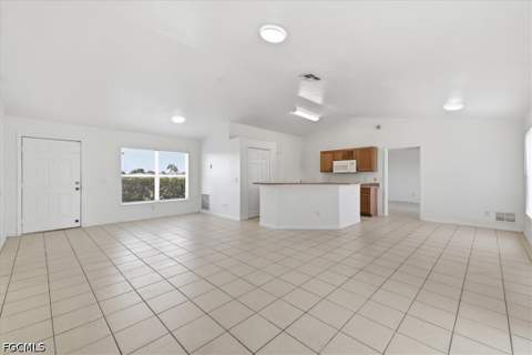 422 NW 11th Ter, Cape Coral FL - photo 13 of 25