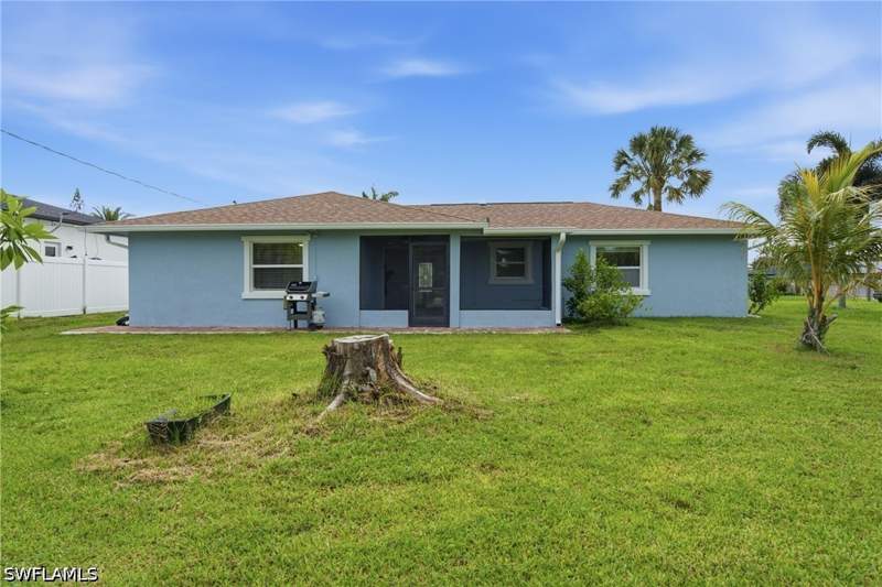 3 bedroom SingleFamilyResidence at 5160 31st Ave SW, Golden Gate City, Naples — photo 4