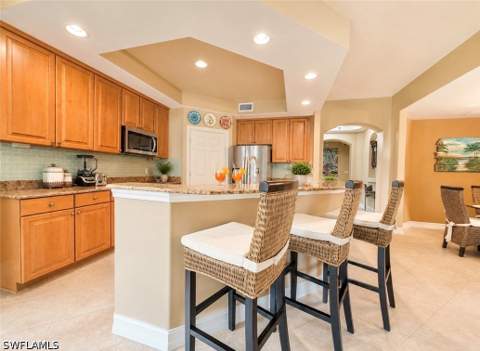 1277 Rialto Way 102, Naples FL - photo 14 of 37