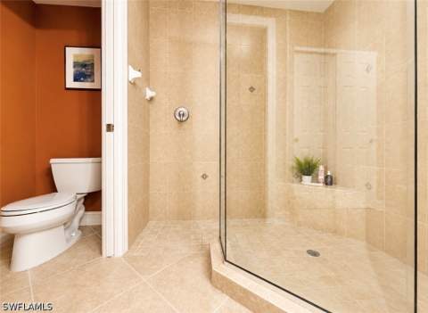 1277 Rialto Way 102, Naples FL - photo 21 of 37