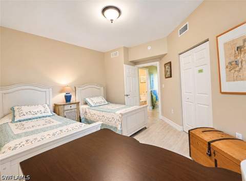1277 Rialto Way 102, Naples FL - photo 23 of 37