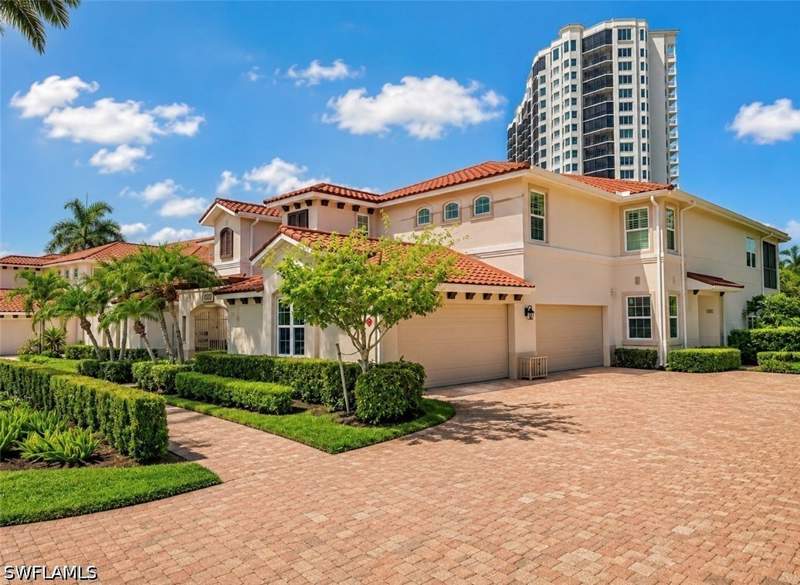 3 bedroom Attached at 1277 Rialto Way 102, Rialto, Naples — photo 4