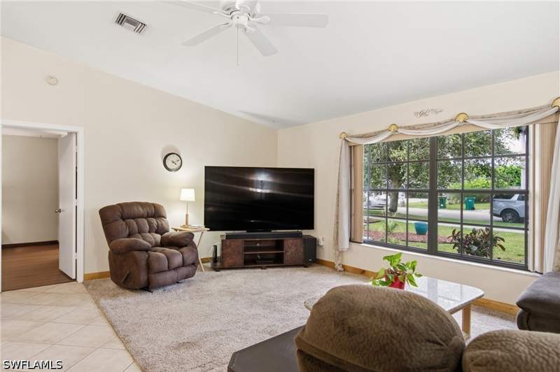 3 bedroom SingleFamilyResidence at 2378 River Reach Dr, River Reach, Naples — photo 5