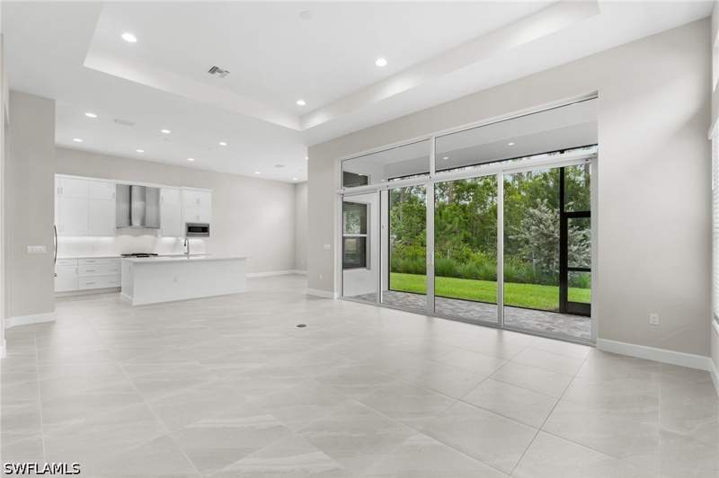 2 bedroom SingleFamilyResidence at 2436 Cambridge Way, Valencia Sky, Naples — photo 2