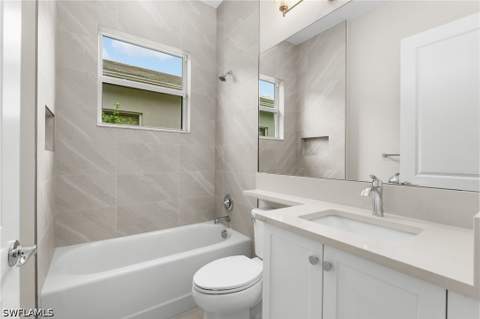 2436 Cambridge Way, Naples FL - photo 20 of 31