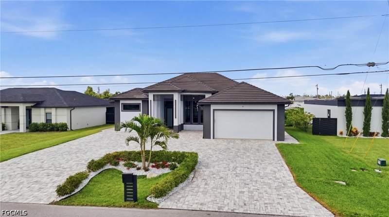 3 bedroom SingleFamilyResidence at 18 NE 6th St, Cape Coral, Cape Coral — photo 4