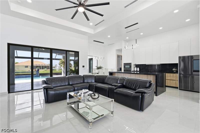 3 bedroom SingleFamilyResidence at 18 NE 6th St, Cape Coral, Cape Coral — photo 5