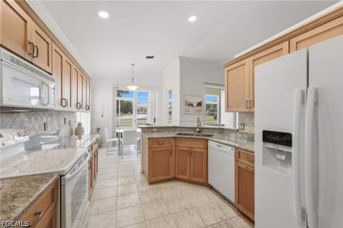 14846 Crescent Cove Dr, Fort Myers FL - photo 11 of 47