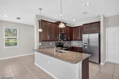 4078 Wilmont Pl, Fort Myers FL - photo 8 of 40