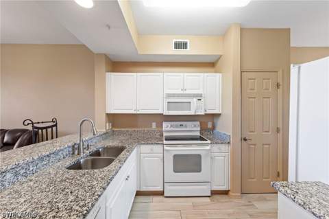 14511 Legends Blvd N 306, Fort Myers FL - photo 12 of 48