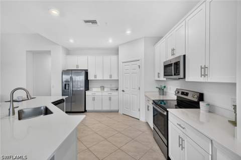 12051 Santaluz Dr 201, Fort Myers FL - photo 9 of 39