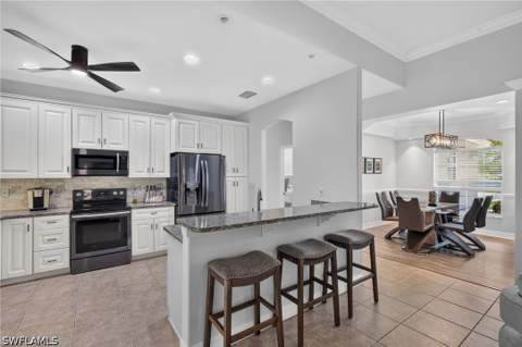 25020 Divot Dr, Bonita Springs FL - photo 8 of 41