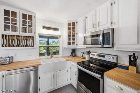 24708 Carnoustie Ct, Bonita Springs FL - photo 10 of 35