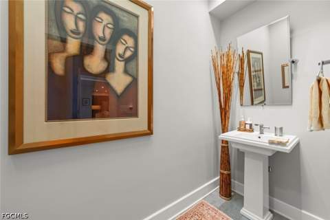 8301 Glenfinnan Cir, Fort Myers FL - photo 14 of 50
