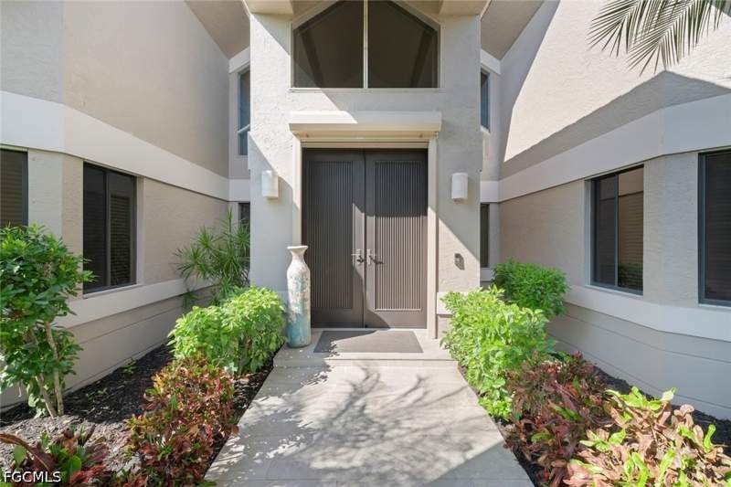 3 bedroom SingleFamilyResidence at 8301 Glenfinnan Cir, Fiddlesticks Country Club, Fort Myers — photo 4