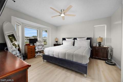 905 New Waterford Dr 204, Naples FL - photo 13 of 33