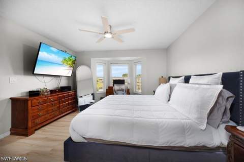 905 New Waterford Dr 204, Naples FL - photo 16 of 33