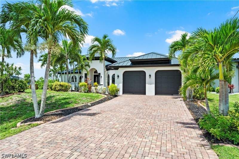 4 bedroom SingleFamilyResidence at 506 NW 32nd Pl, Cape Coral, Cape Coral — photo 2