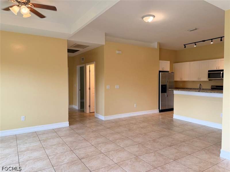 6 bedroom Attached at 4434 - 4436 29th St SW, Lehigh Acres, Lehigh Acres — photo 2