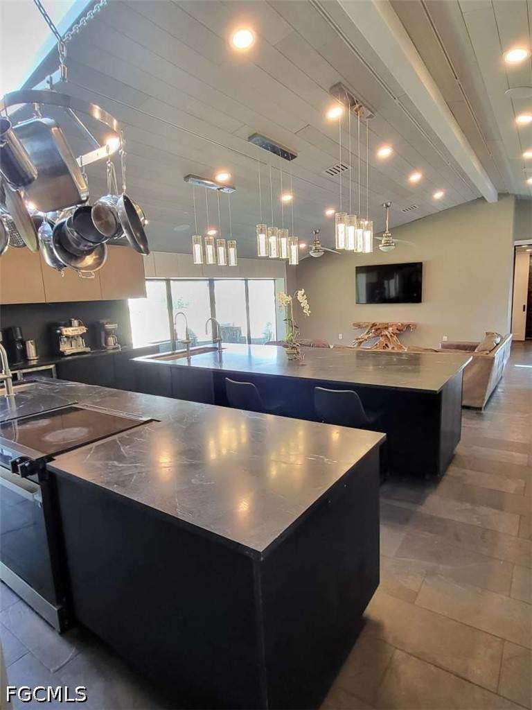 3 bedroom SingleFamilyResidence at 2257 Regal Way, Imperial Golf Estates, Naples — photo 3
