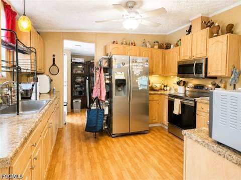 11830 Scallop Dr 850, Cape Coral FL - photo 8 of 28