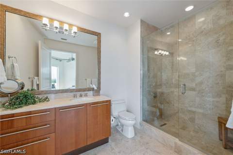 13675 Vanderbilt Dr 1105, Naples FL - photo 20 of 27
