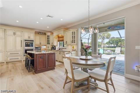 308 Wentworth Ct, Naples FL - photo 17 of 41