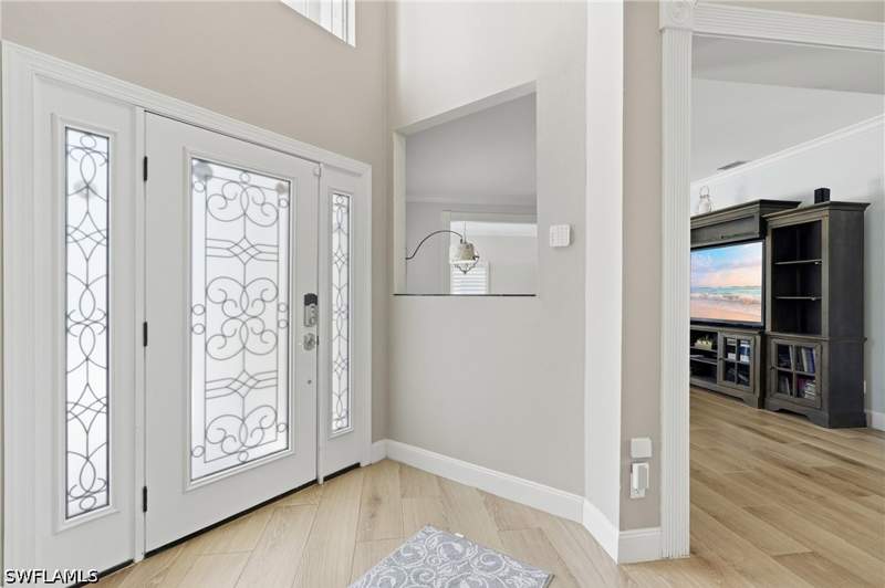 4 bedroom SingleFamilyResidence at 308 Wentworth Ct, Berkshire Lakes, Naples — photo 3