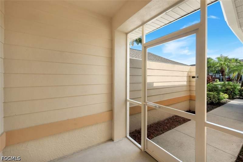 3 bedroom Attached at 3532 Milan Dr, Province Park, Fort Myers — photo 5