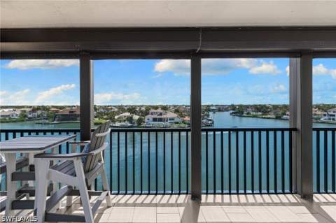 10482 Gulf Shore Dr 251, Naples FL - photo 16 of 46