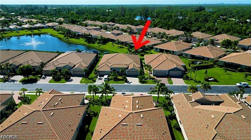2 bedroom SingleFamilyResidence at 15321 Cortona Way, Venetian Pointe, Fort Myers — photo 5