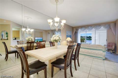 6384 Huntington Lakes Cir 103, Naples FL - photo 13 of 35