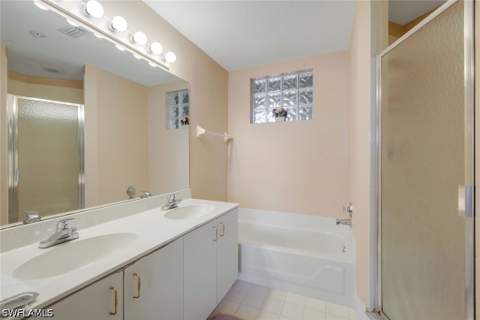 6384 Huntington Lakes Cir 103, Naples FL - photo 16 of 35