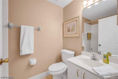6384 Huntington Lakes Cir 103, Naples FL - photo 18 of 35