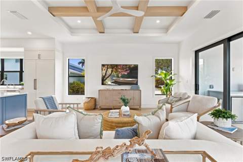 2200 11th St N, Naples FL - photo 6 of 41