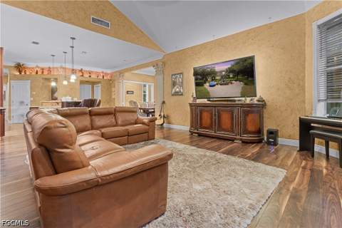 15010 Orange River Rd, Fort Myers FL - photo 19 of 50