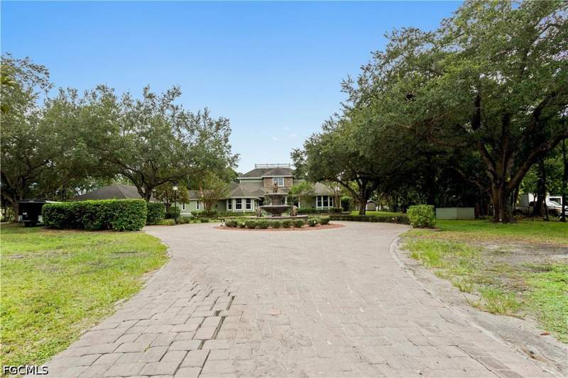 4 bedroom SingleFamilyResidence at 15010 Orange River Rd, Buckingham, Fort Myers — photo 4