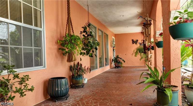 4 bedroom SingleFamilyResidence at 318 Fifth Ave, Lehigh Acres, Lehigh Acres — photo 2