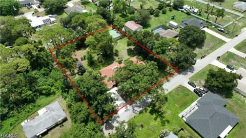318 Fifth Ave, Lehigh Acres FL - photo 8 of 46