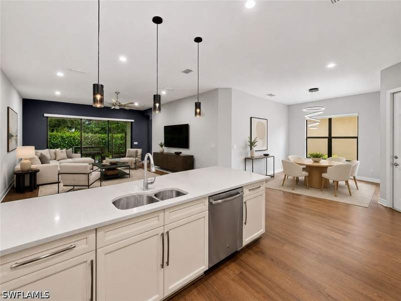 3 bedroom Attached at 13437 Monticello Blvd, Marbella Isles, Naples — photo 5