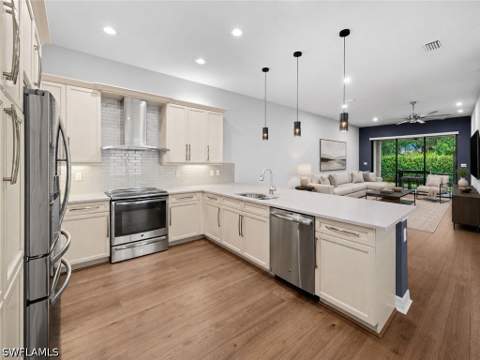 13437 Monticello Blvd, Naples FL - photo 8 of 40
