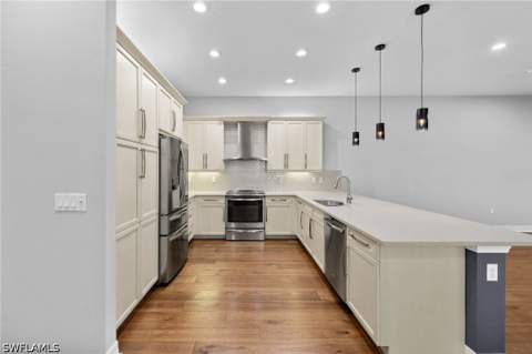 13437 Monticello Blvd, Naples FL - photo 9 of 40